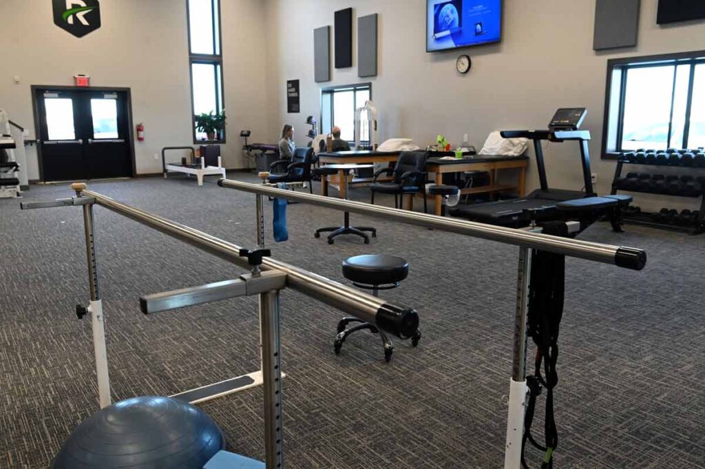 Facility-Equipment-all-your-physical-therapy-needs